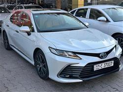 تۆیۆتا کامری